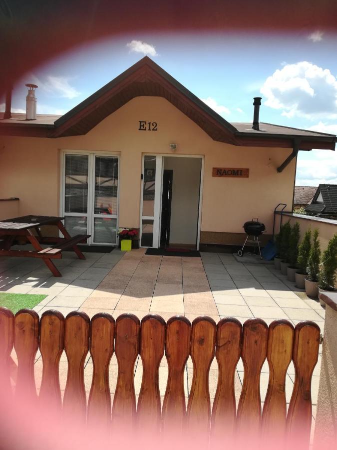 Apartman Naomi E12 Nova Lesna Exterior foto