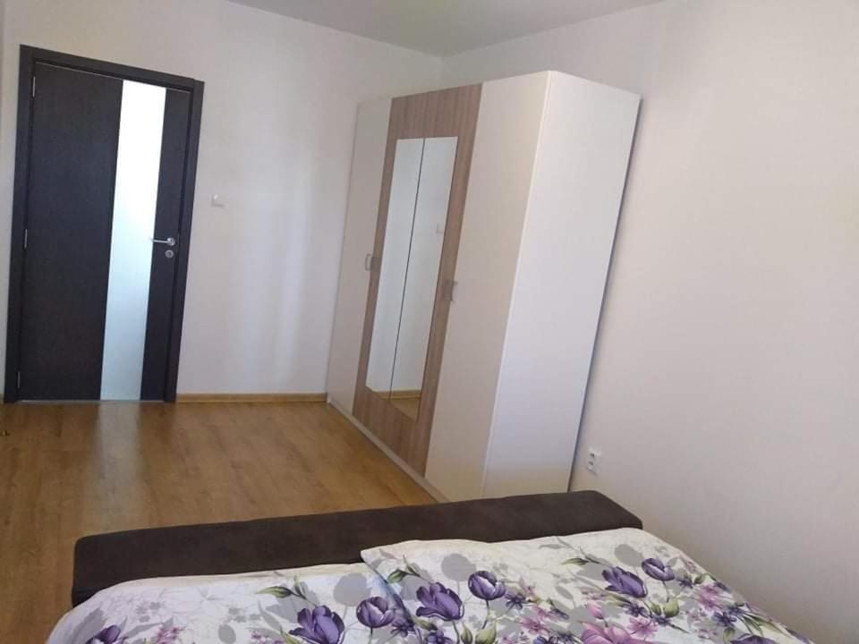 Apartman Naomi E12 Nova Lesna Exterior foto