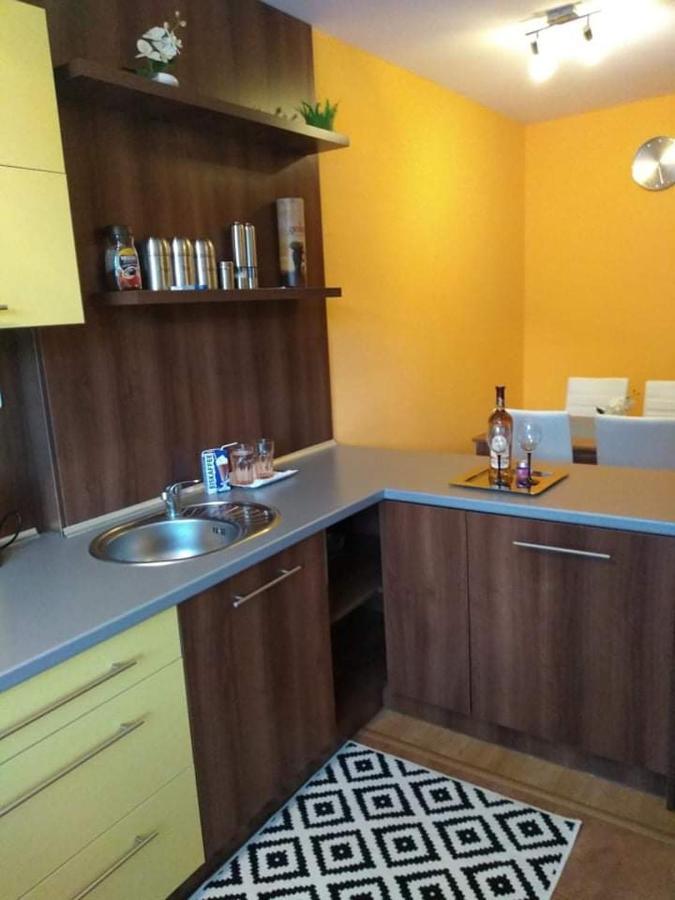 Apartman Naomi E12 Nova Lesna Exterior foto
